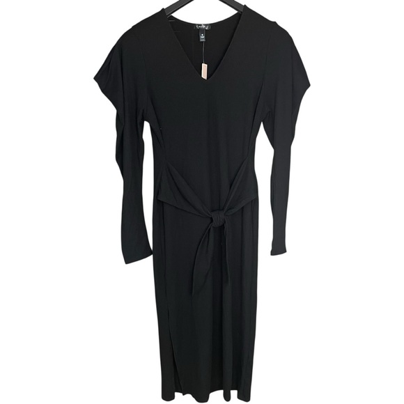 Aqua Dresses & Skirts - Aqua Ribbed V-Neck Knit Dress Black